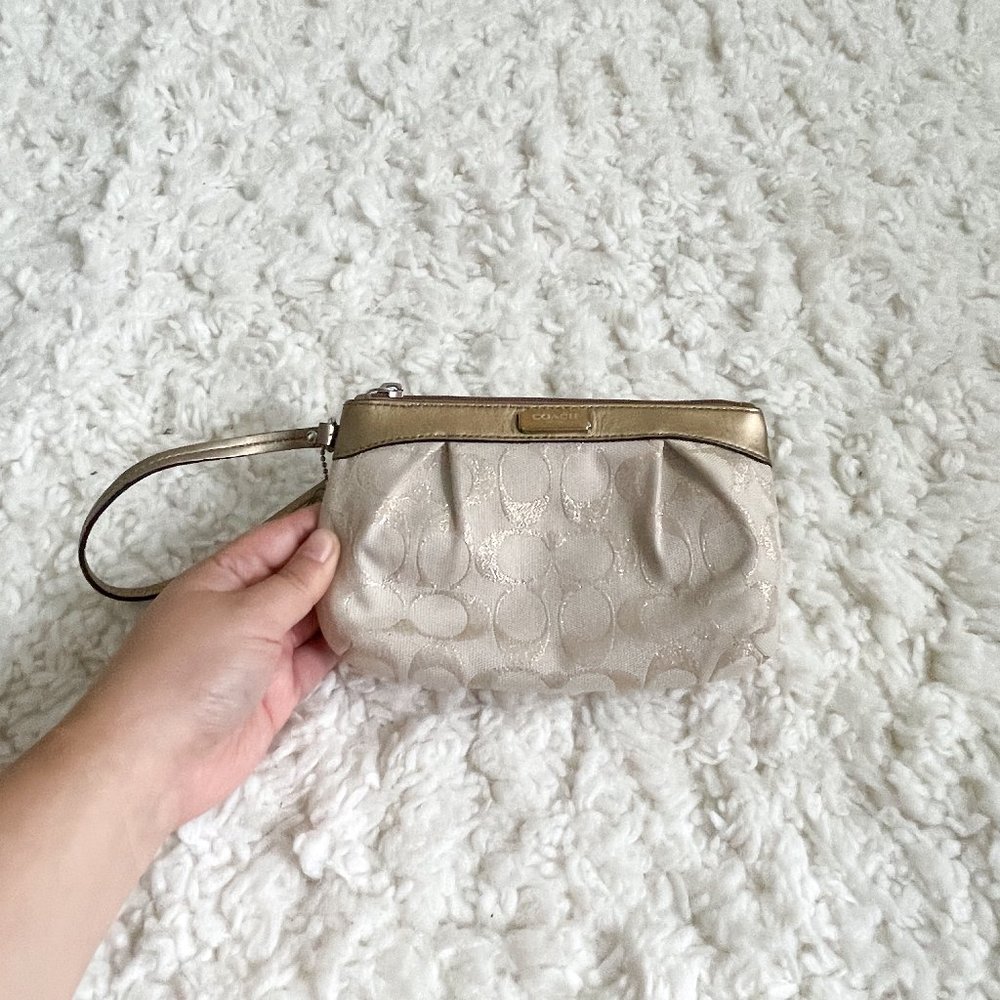 Coach Y2K wristlet - Metallic leather Lined with Signature Monogram Canvas